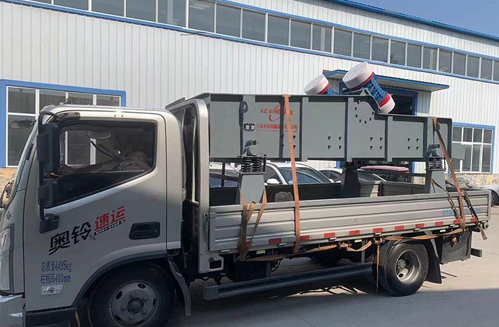 直線篩的電機安裝位置有幾種？有什么區(qū)別